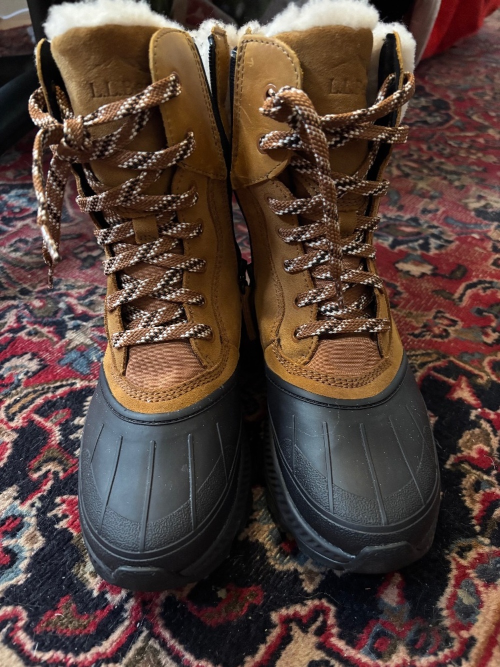 LL Bean Women’s Storm Chaser 6 Waterproof Boots size 9M